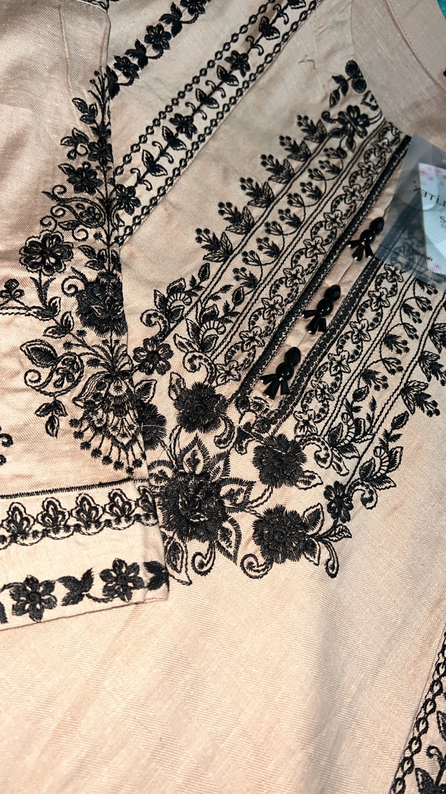 Embroidered 2-Piece Shalwar Kameez