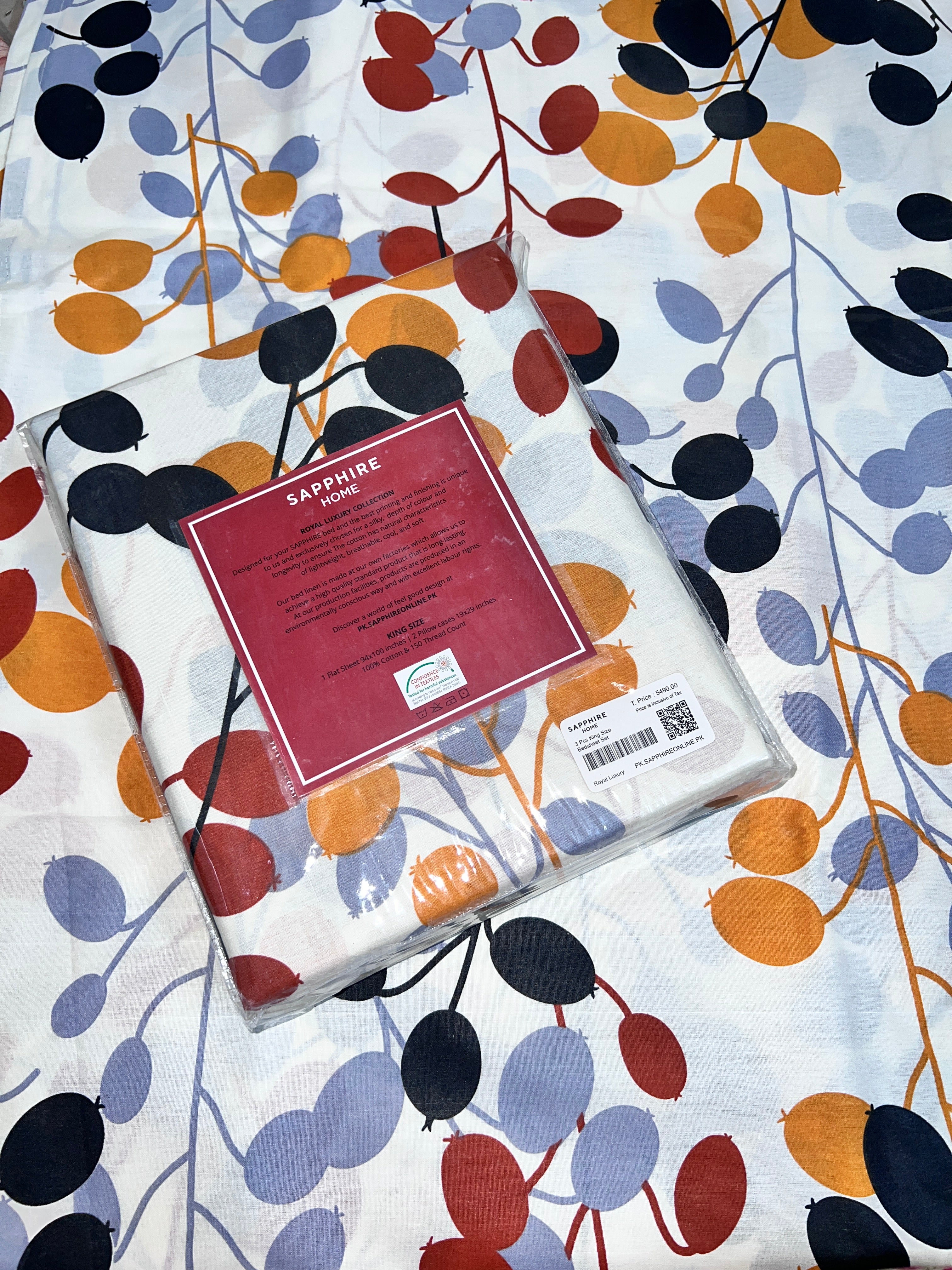 King Size Cotton Flat Bedsheet Set | White Black Floral Print | With 2 Stitched Pillow Covers